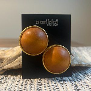 Aarikka Finland jewelry earrings wood with gold-colored metal